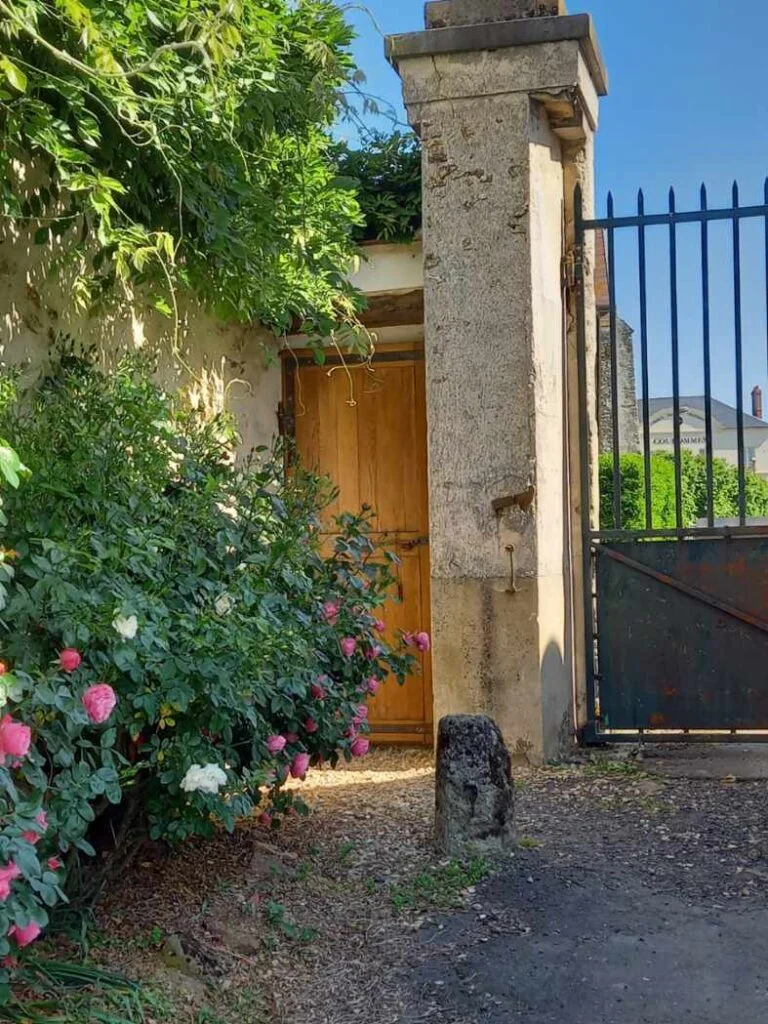entrée coure